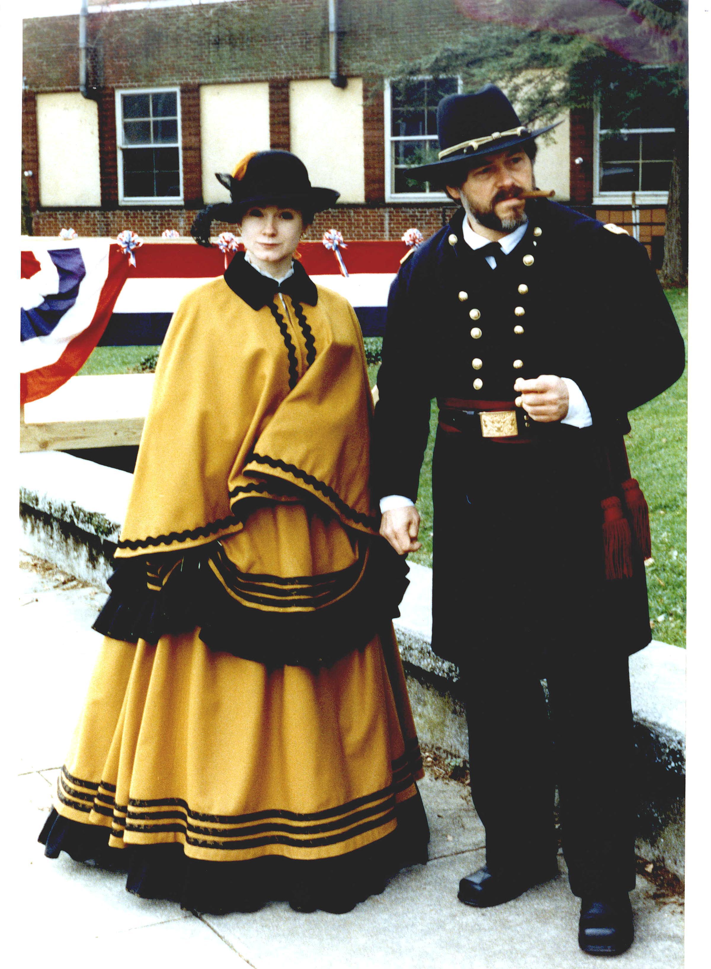 Gen-and-Mrs-Grant-color